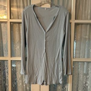 😉Bundle Days😉 Women’s Ribbed Knitted Romper Shorts Long Sleeve Button Down Large